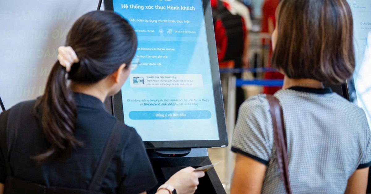 Hướng dẫn check-in bằng sinh trắc học tại sân bay Nội Bài chưa đến 10 giây