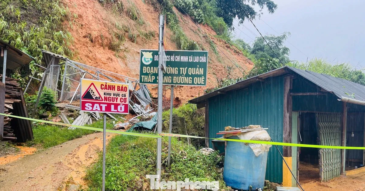 Lào Cai ngổn ngang do mưa lũ, sạt lở diện rộng