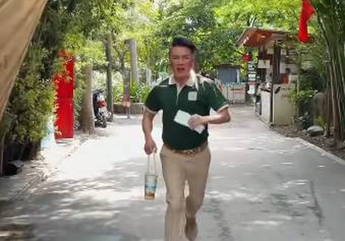 Nam ca sĩ nổi đình đám một thời, U60 đi bán cafe ở Thảo Điền chạy "bán mạng" nhưng tuyên bố 1 điều