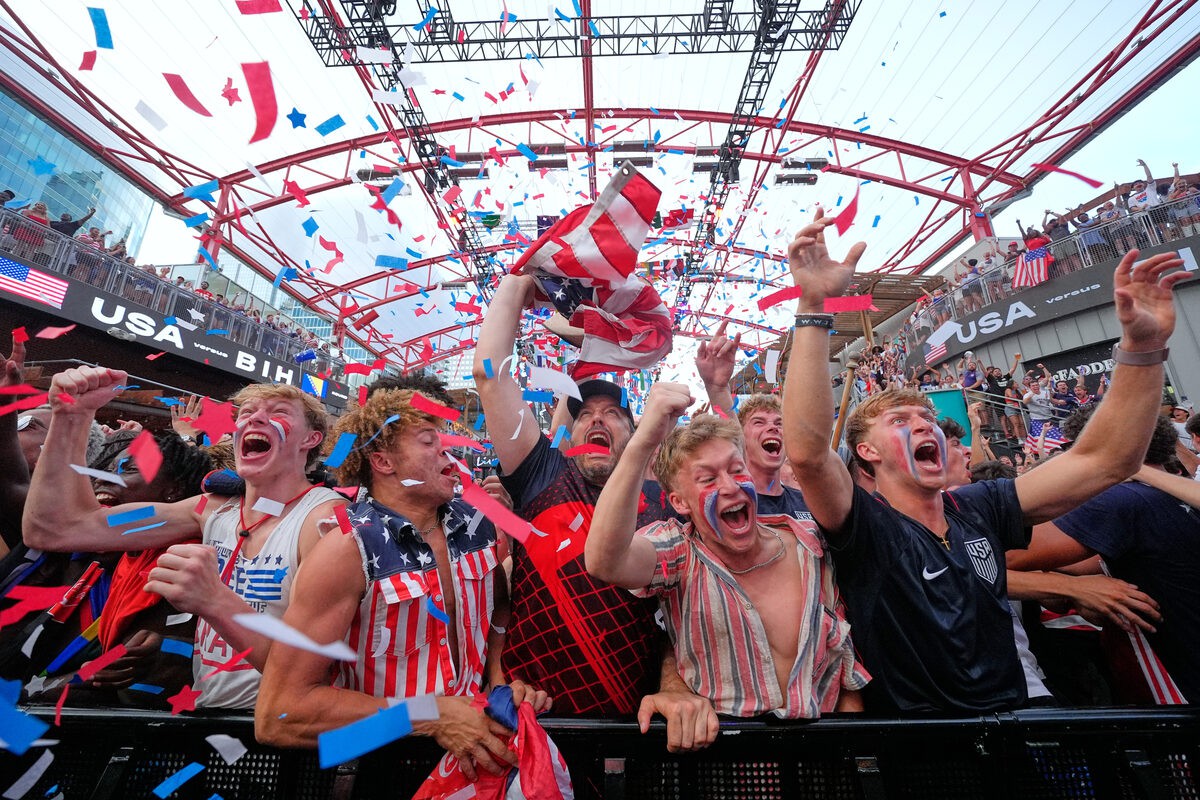 World Cup 2026 bội thu chưa từng có, FIFA "bỏ t...
