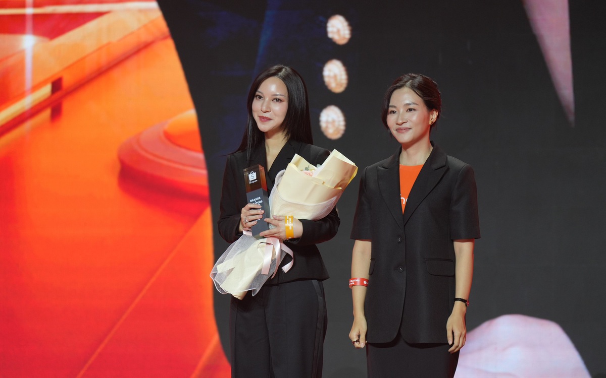 Shopee vinh danh Hannah Olala là "Best Premium Livestream Star" năm thứ ba liên tiếp
