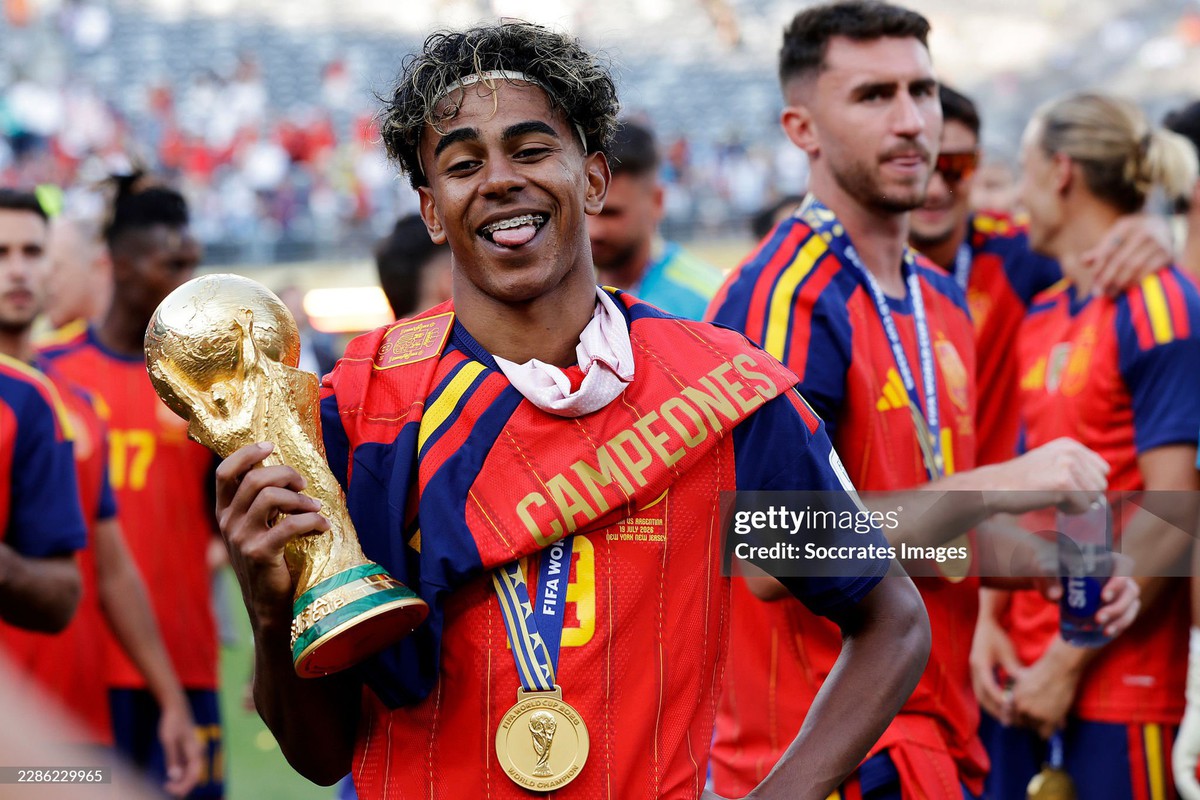 Hành trình vô địch World Cup của Tây Ban Nha: Bị đội hạng 64 FIFA gây sốc, phá kỷ lục tồn tại 16 năm