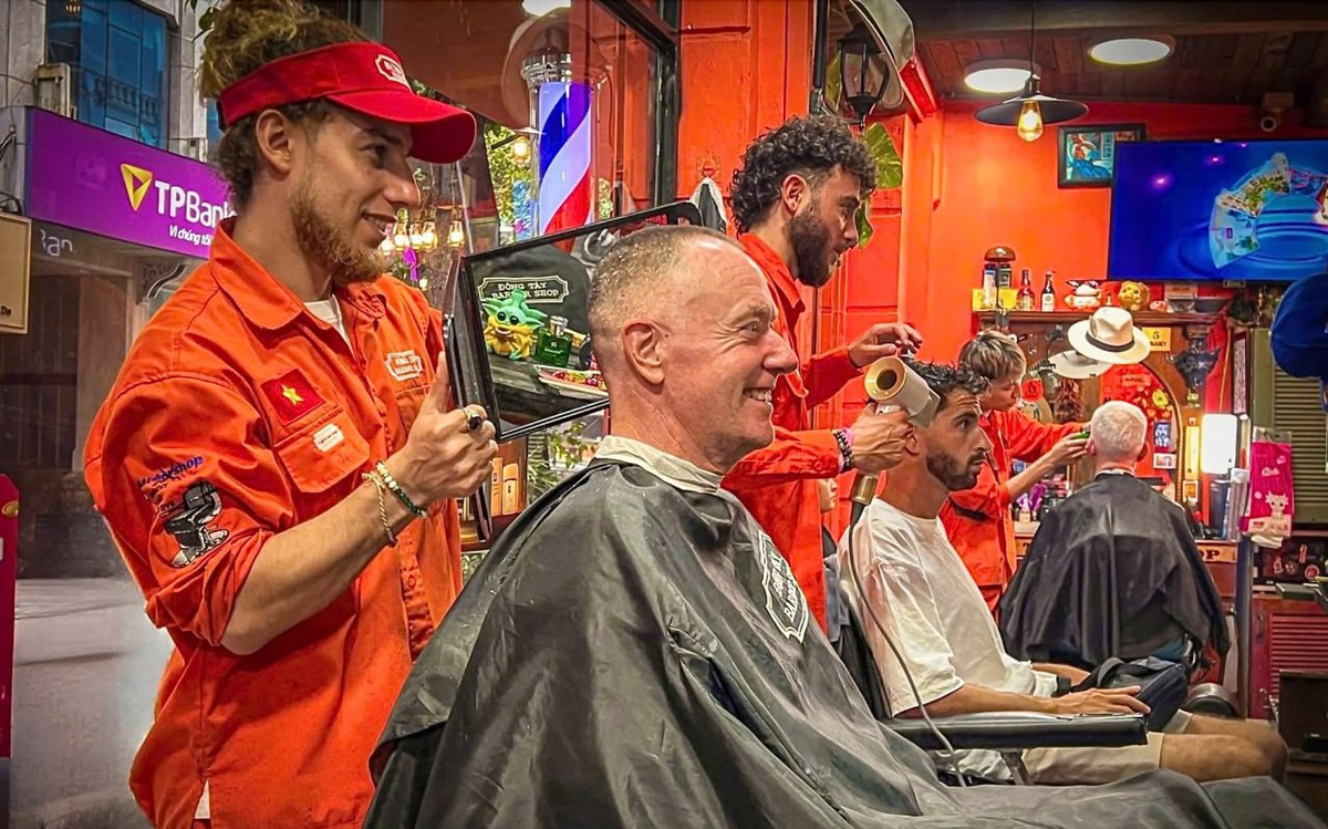 Từ barbershop Việt đến chiến lược toàn cầu hóa: Đông Tây Barbershop và câu chuyện “xuất khẩu” thương hiệu