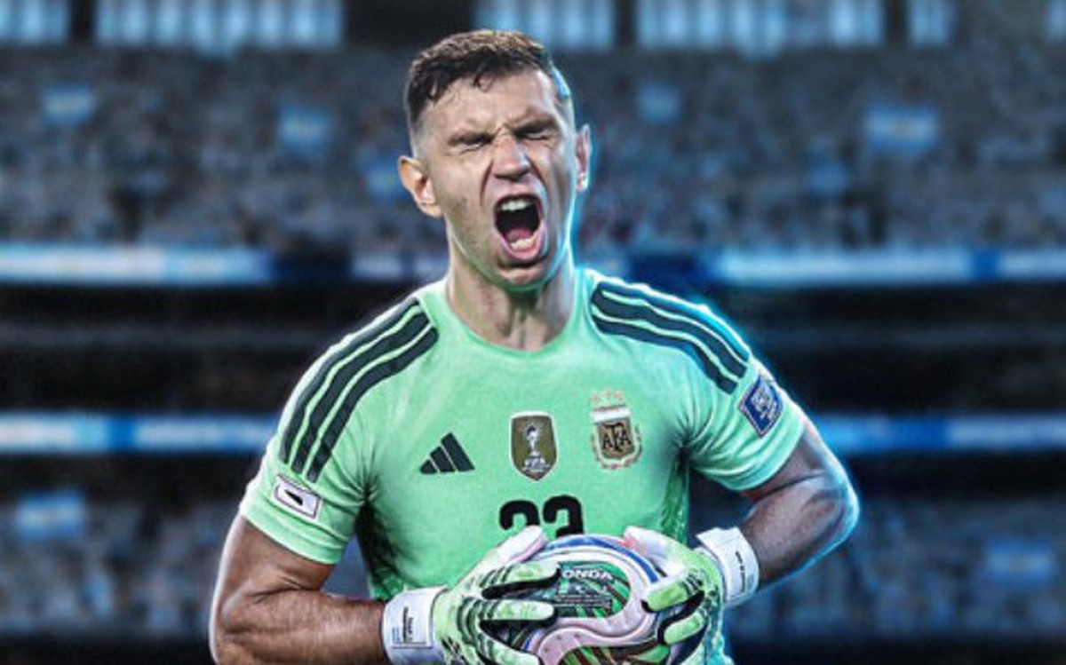 Ít ai nhận ra thủ môn Argentina đã bị chấn thương khủng khiếp trước khi vào sân trận chung kết World Cup