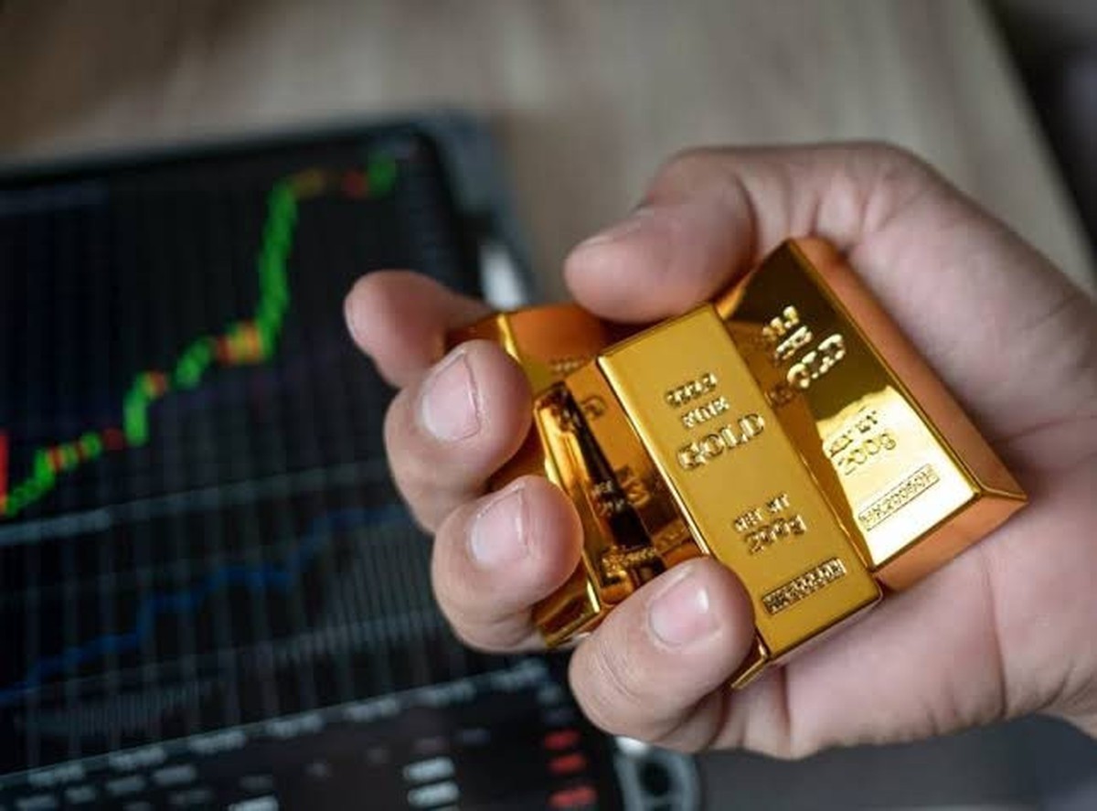 Giá vàng trồi sụt, một thế lực âm thầm "gom" hơn chục tấn