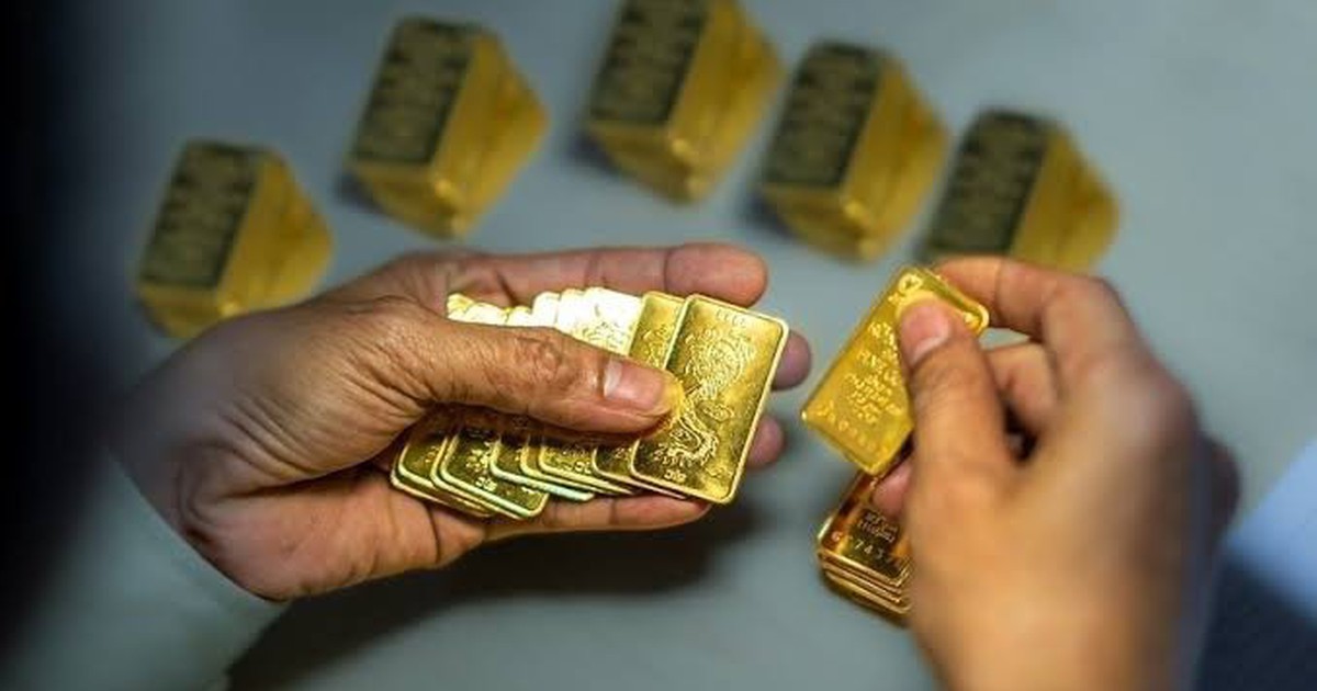 Bất ngờ với giá vàng cuối tuần: Vàng nhẫn SJC bật tăng trở lại