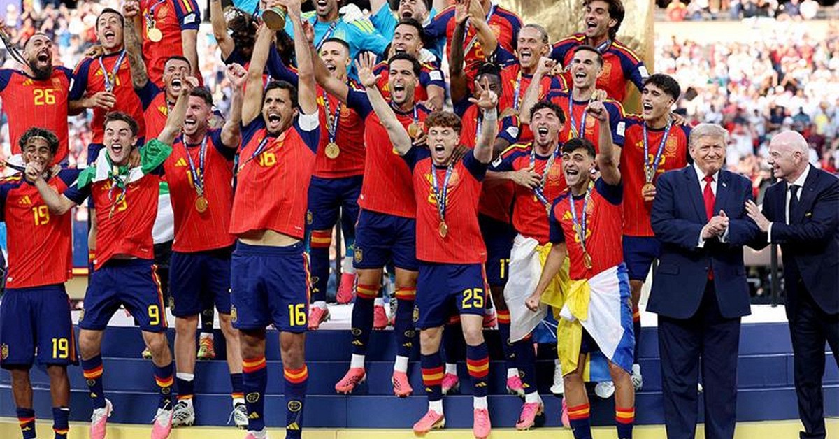 Vừa vô địch World Cup, Tây Ban Nha đối mặt nguy...