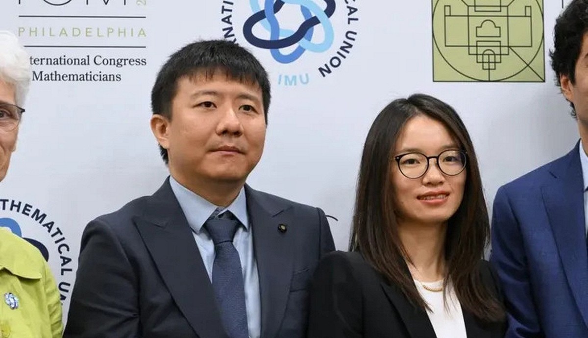 Động lực học giỏi chính là đây: Nhìn MỨC LƯƠNG hàng năm của 2 nhà Toán học vừa đoạt giải thưởng Fields 2026 mà mơ ước!