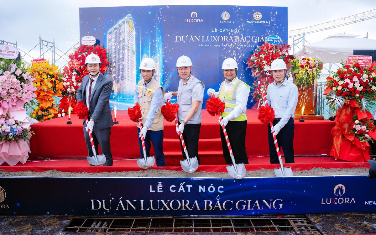 Luxora Bắc Giang tổ chức lễ cất nóc, tiến gần mốc hoàn thiện dự án