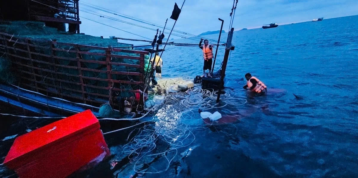 Chìm tàu cá ở Cô Tô do giông lốc, 7 ngư dân gặp nạn