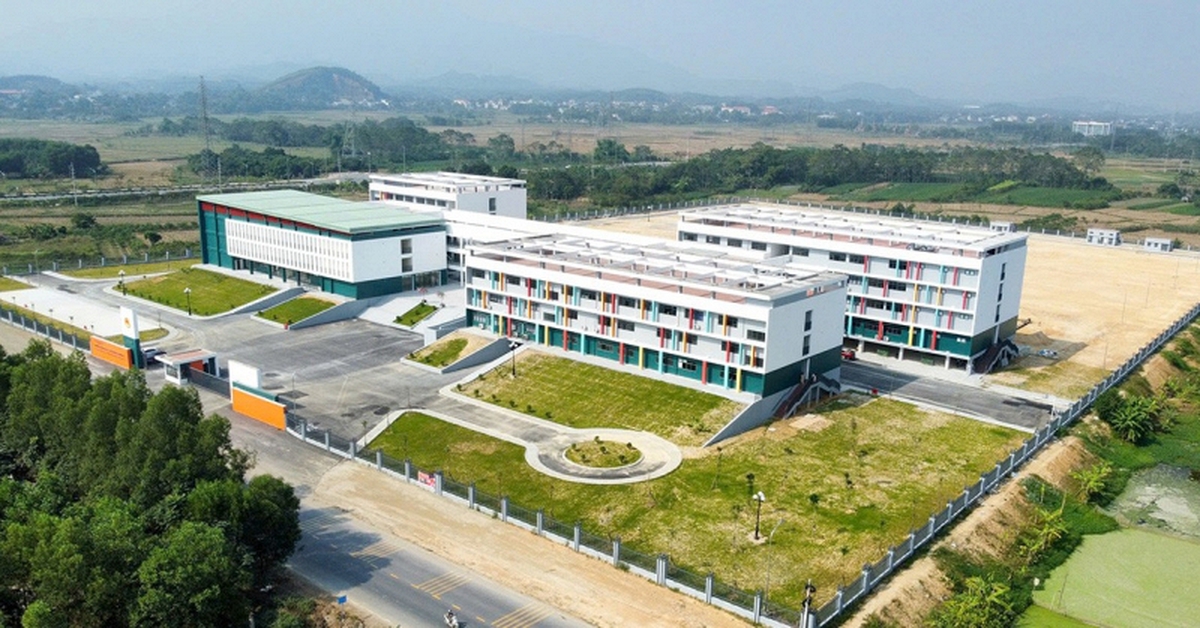 Ngôi trường chuyên số 1 tỉnh Tuyên Quang rộng 6ha, vốn đầu tư 255 tỷ đồng, sở hữu loạt thành tích đáng nể
