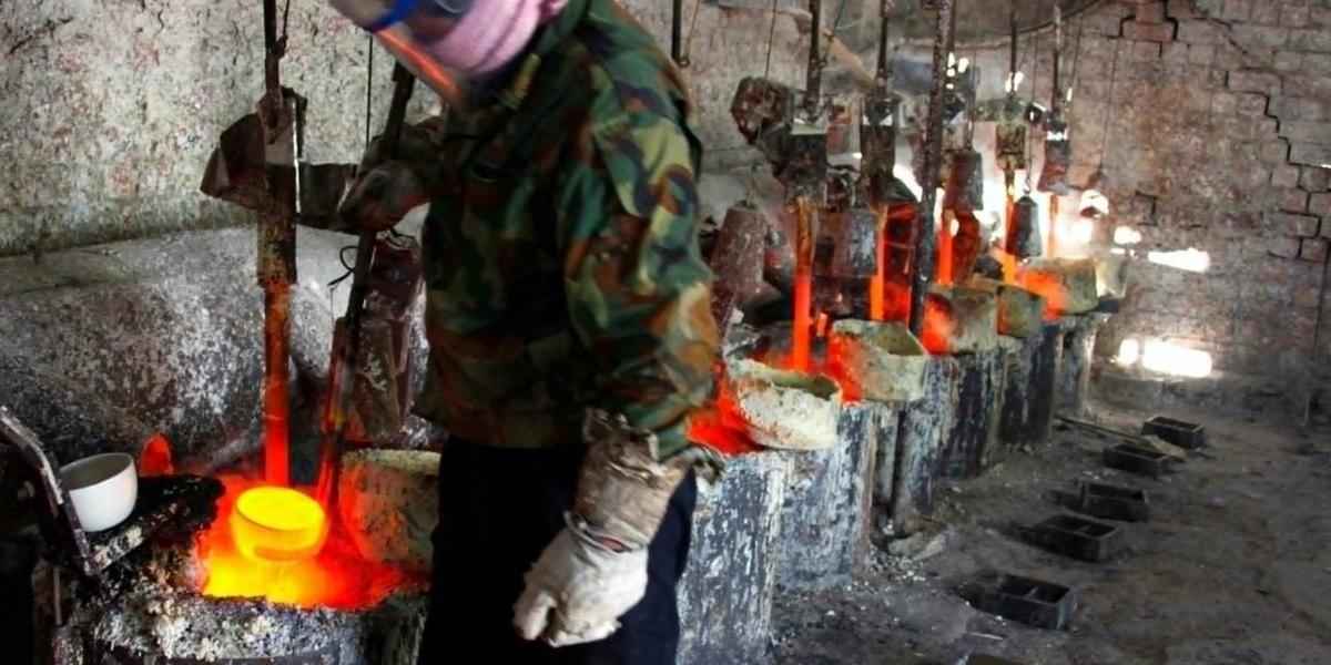 Tình thế trái khoáy của Trung Quốc: Nhìn thấy kho báu trước mắt mà "khao khát đến mấy" cũng không lôi lên được