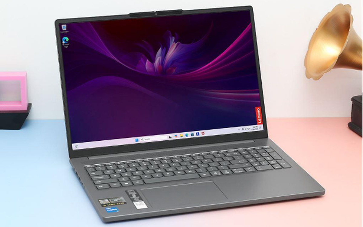 Laptop Lenovo cho dân văn phòng: Nên chọn IdeaPad, ThinkBook hay ThinkPad?
