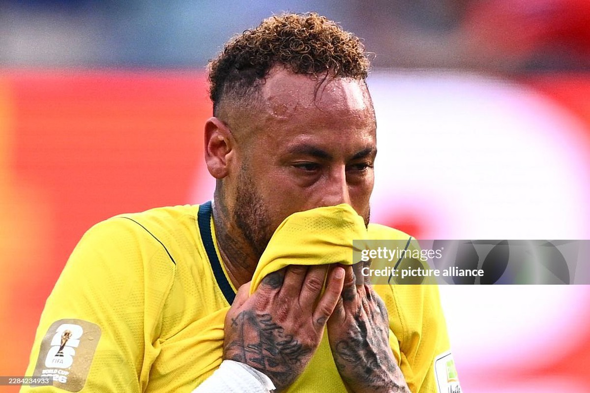 Nóng: Neymar tuyên bố từ giã đội tuyển Brazil