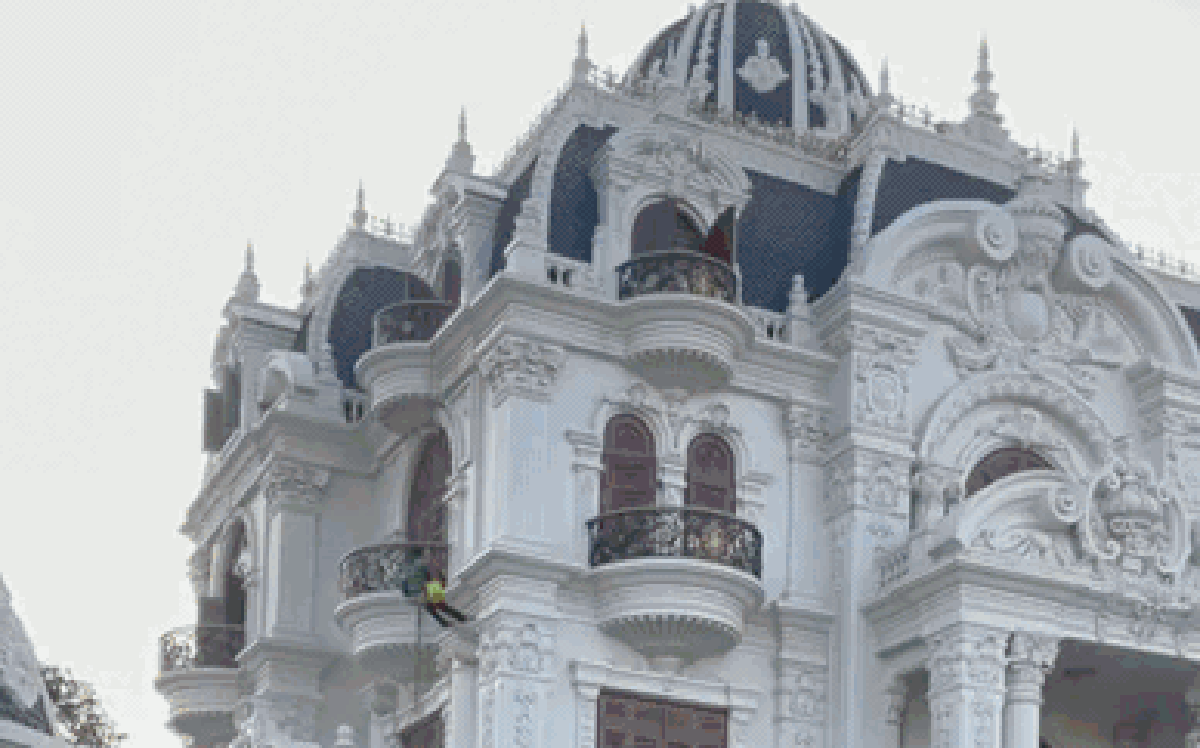 Lâu đài nổi tiếng ở Ninh Bình