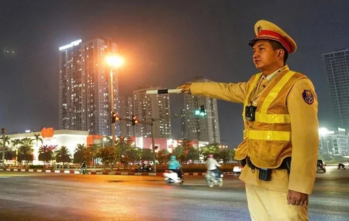 Công an TP Hà Nội ra thông báo mới: Nhiều tuyến đường sẽ bị tạm cấm theo từng khung giờ, người dân cần đặc biệt chú ý
