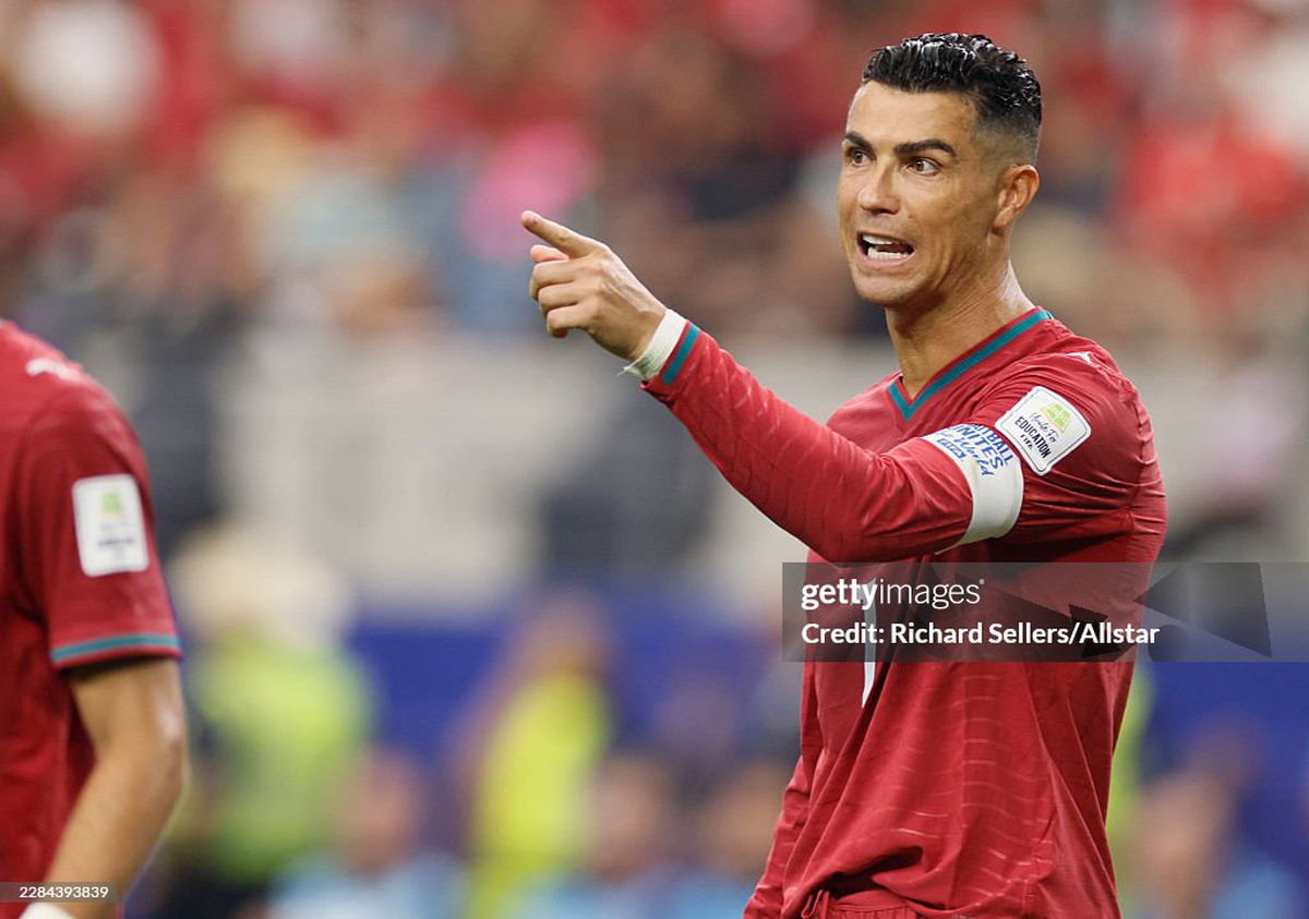 Tan mộng World Cup, Ronaldo bất ngờ tuyên bố: Chức vô địch Euro quan trọng ngang tầm World Cup