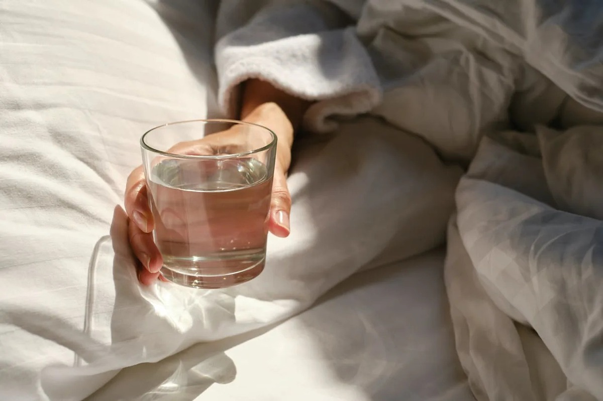 2 thời điểm uống nước giúp "né" đột quỵ, nhồi máu cơ tim: 5 nhóm người cần đặc biệt chú ý
