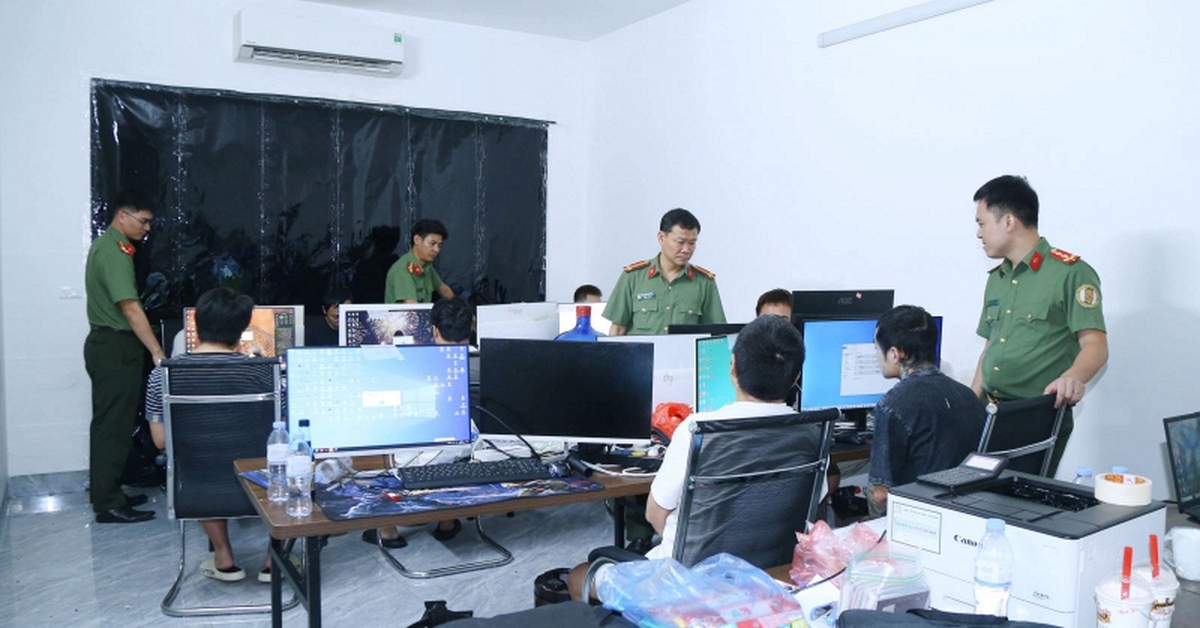 Kiểm tra nhà hộ dân ở Bắc Ninh, công an bắt giữ 11 người nước ngoài, thu 23 điện thoại, máy tính