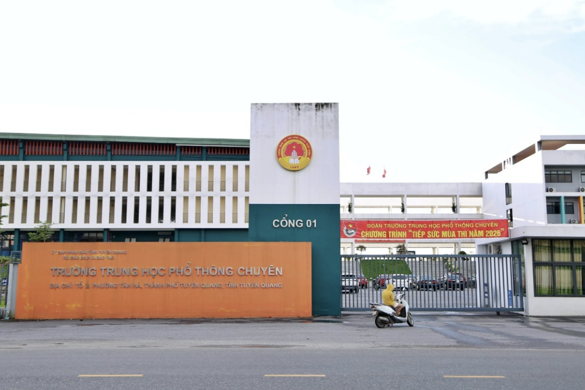 Vụ điểm 10 môn Toán ở Tuyên Quang: Đề xuất cho thi lại môn Toán ở trường chuyên Tuyên Quang