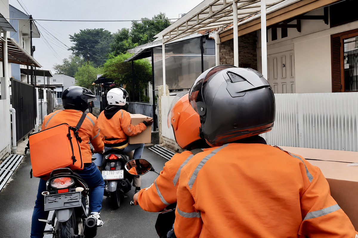 Dòng tin tuyển dụng gây tranh cãi: "Ưu tiên thạc sĩ" từ các trường đại học top đầu cho vị trí shipper giao hàng