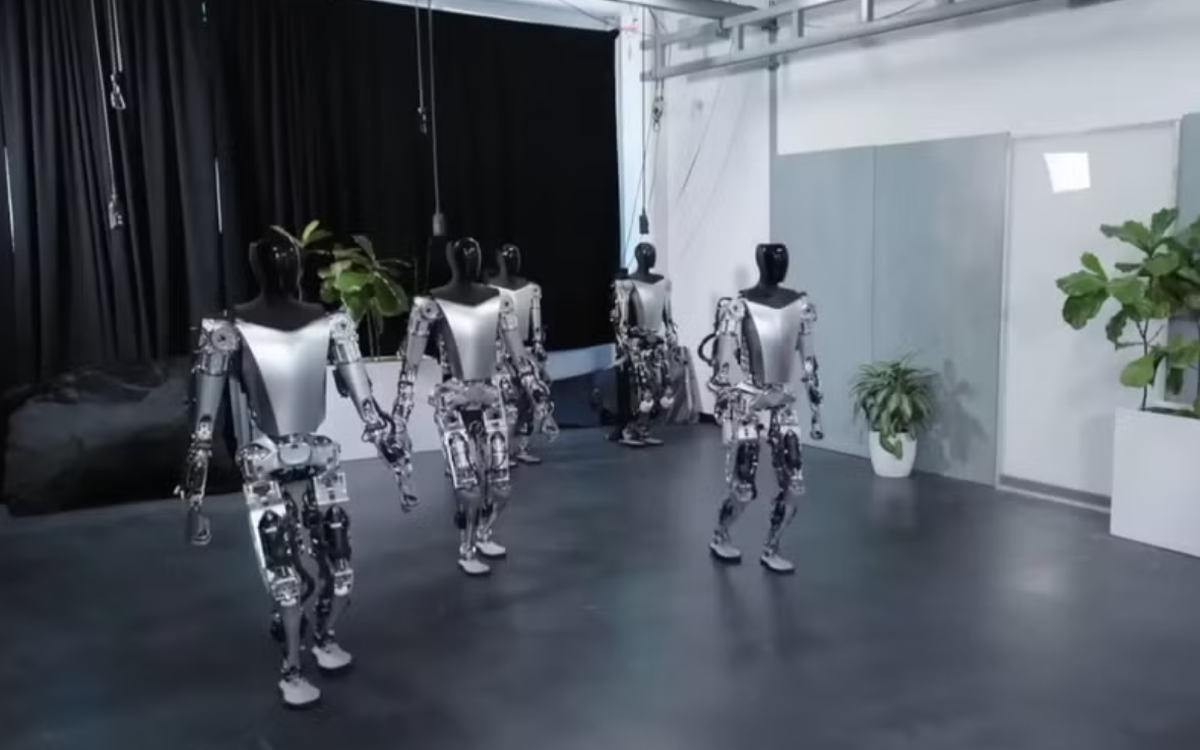 Elon Musk dự đoán robot sẽ vượt bác sĩ phẫu thuật trong 3 năm