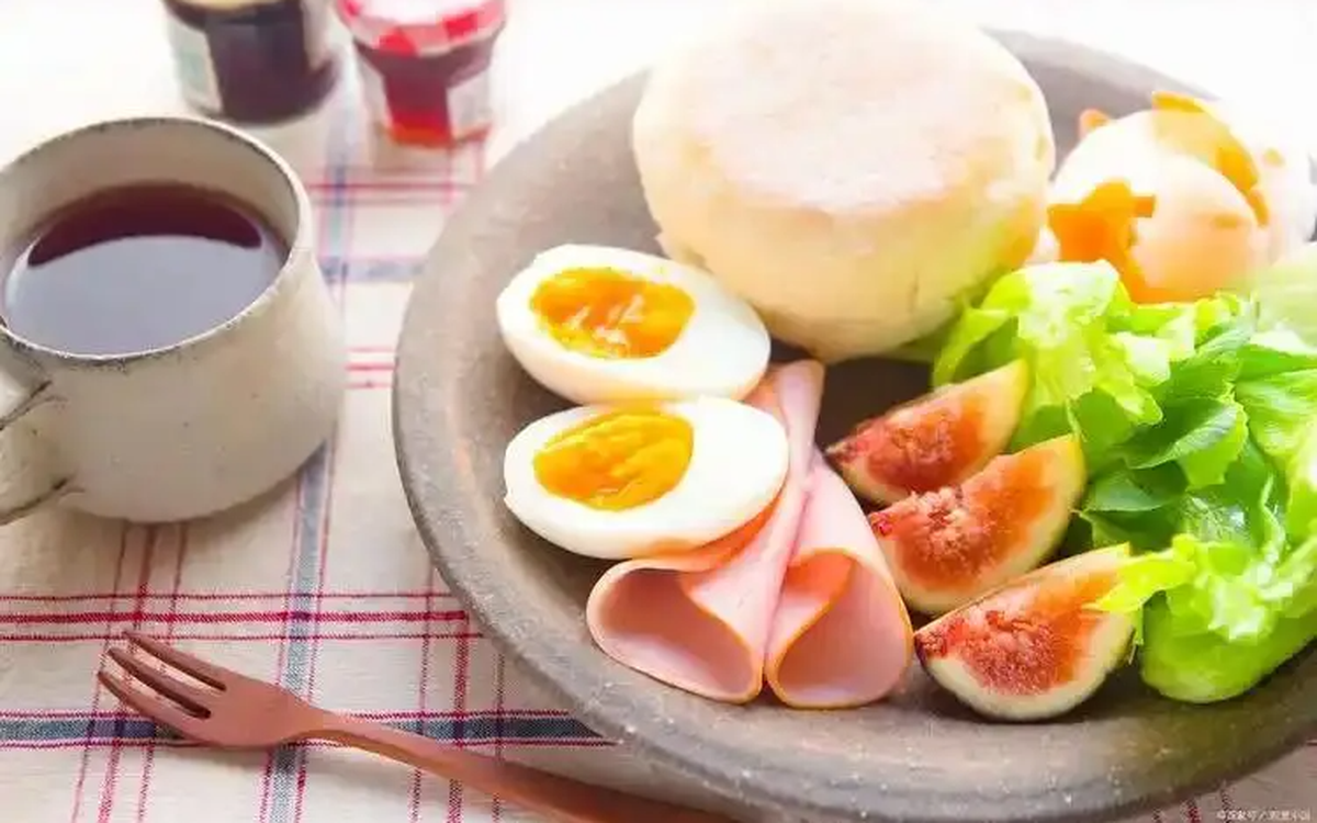 Sau 60 tuổi mà không biết cách ăn trứng như thế này, coi chừng "tự hại" sức khỏe mà không biết