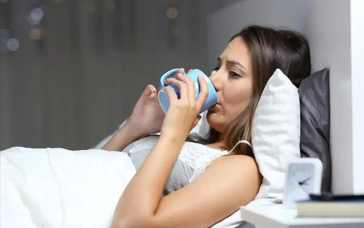 Sáng vừa mở mắt đã làm ngay việc này, tưởng tốt cực kỳ nhưng không ngờ nếu làm sai lại hại dạ dày: 5 điều ít ai để ý