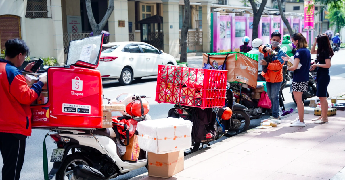 Người Việt vẫn mua hàng online, nhưng bắt đầu “...