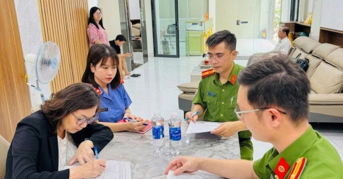 Lệnh khám xét, khởi tố chủ doanh nghiệp vàng bạc Nguyễn Thị Thanh Nga SN 1967