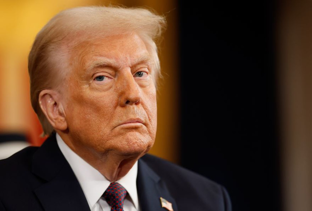Tổng thống Donald Trump bị kiện: Chuyện gì đây?