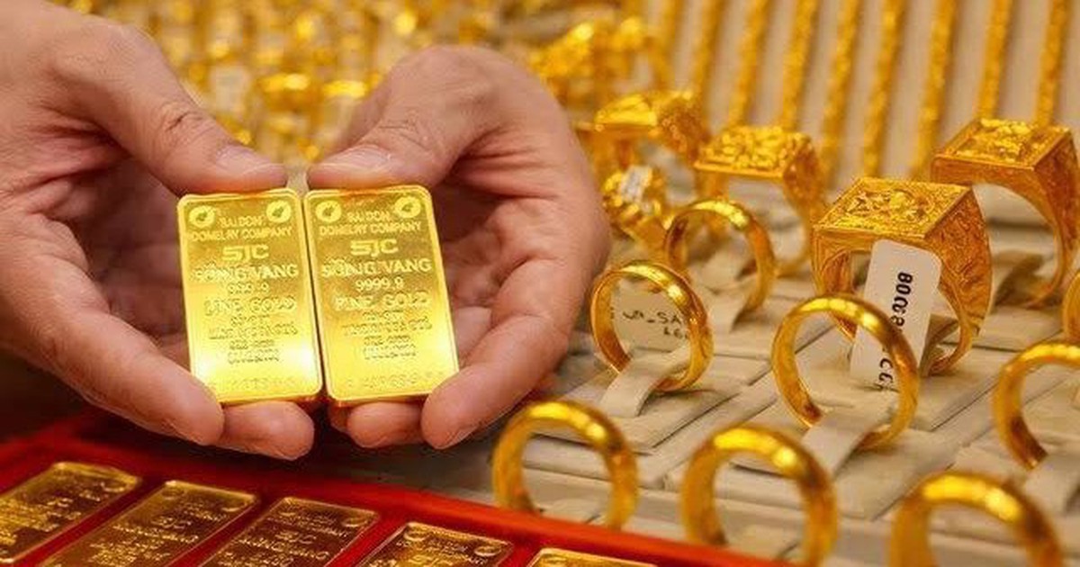 Người mua vàng đầu năm, vía Thần tài,.... hiện ...