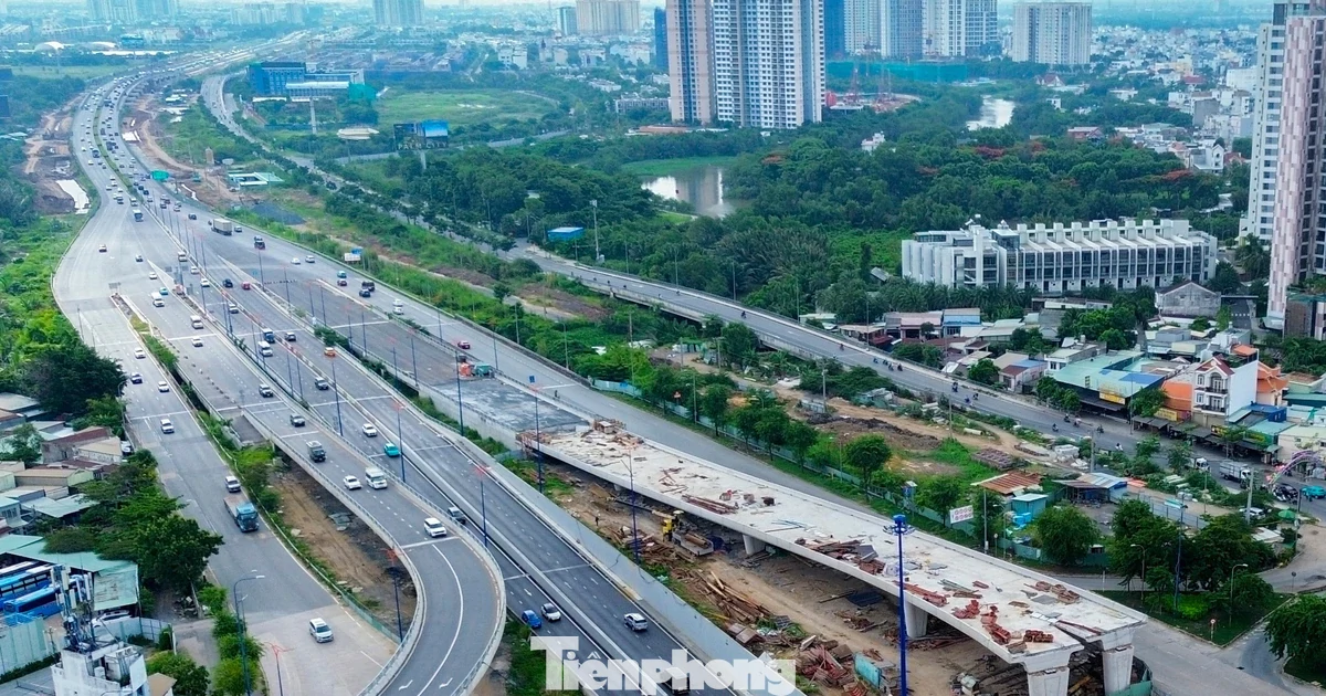 Toàn cảnh nút giao hơn 3.400 tỷ đồng ở TPHCM đang vướng mặt bằng