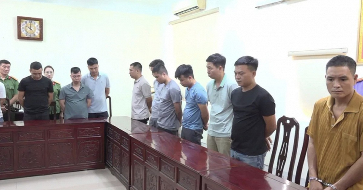 Triệt phá đường dây "rút ruột" hàng trăm ngàn lít dầu hoả: 21 đối tượng bị khởi tố