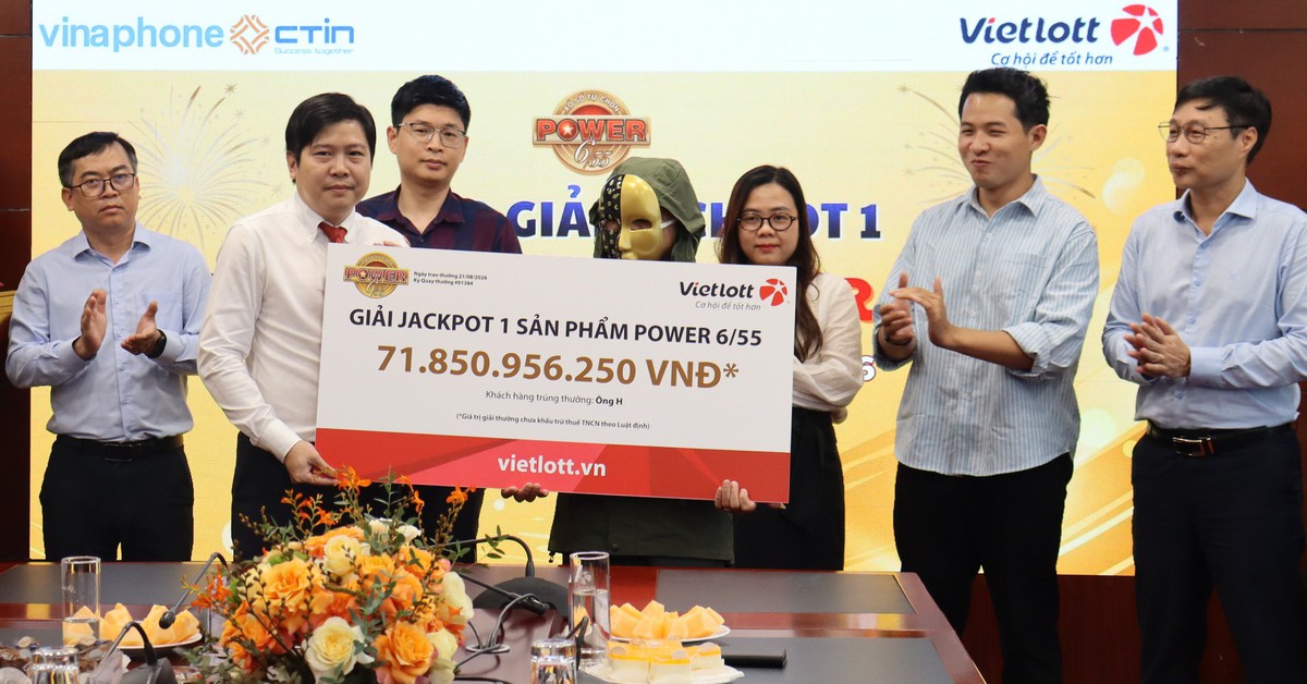 Người đàn ông quê Quảng Trị trúng thưởng Vietlo...