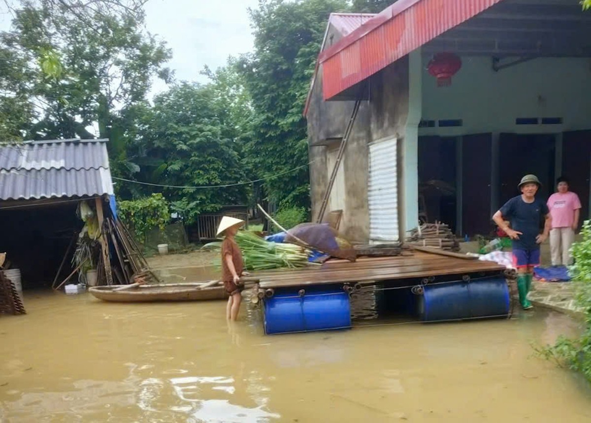 Mưa lũ ở Thanh Hóa: Hàng trăm hộ dân bị ngập, nhiều tuyến đường chia cắt