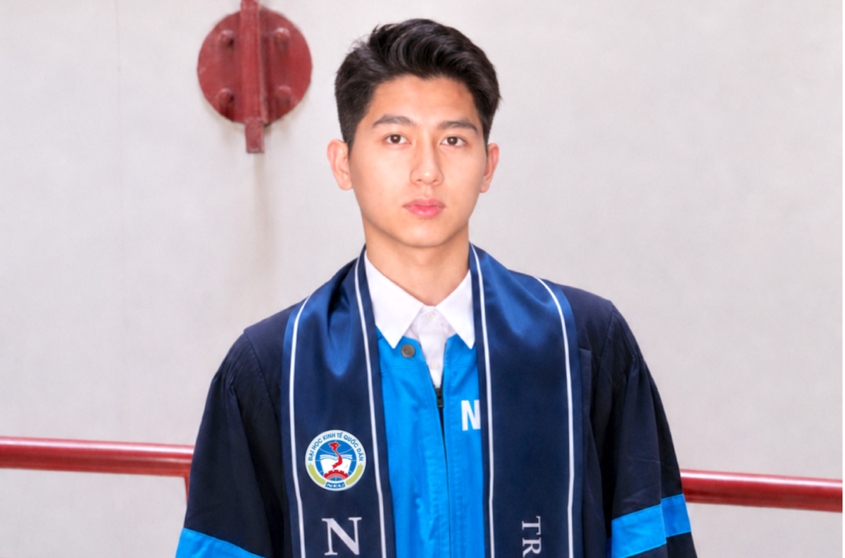 Choáng ngợp "profile" của thủ khoa Kinh tế Quốc dân: GPA 4.0, bài báo quốc tế