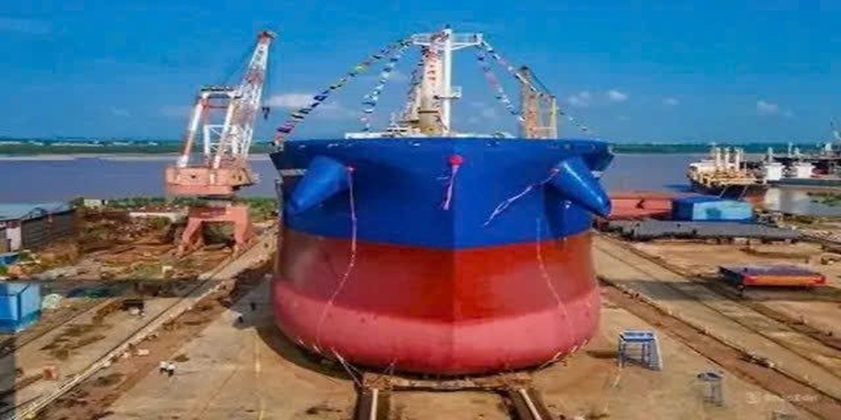 Điều chưa từng có trong lịch sử, lọt top 4 thống trị ngành đóng tàu toàn cầu, liên tiếp lập kỷ lục với tàu lớn thế giới