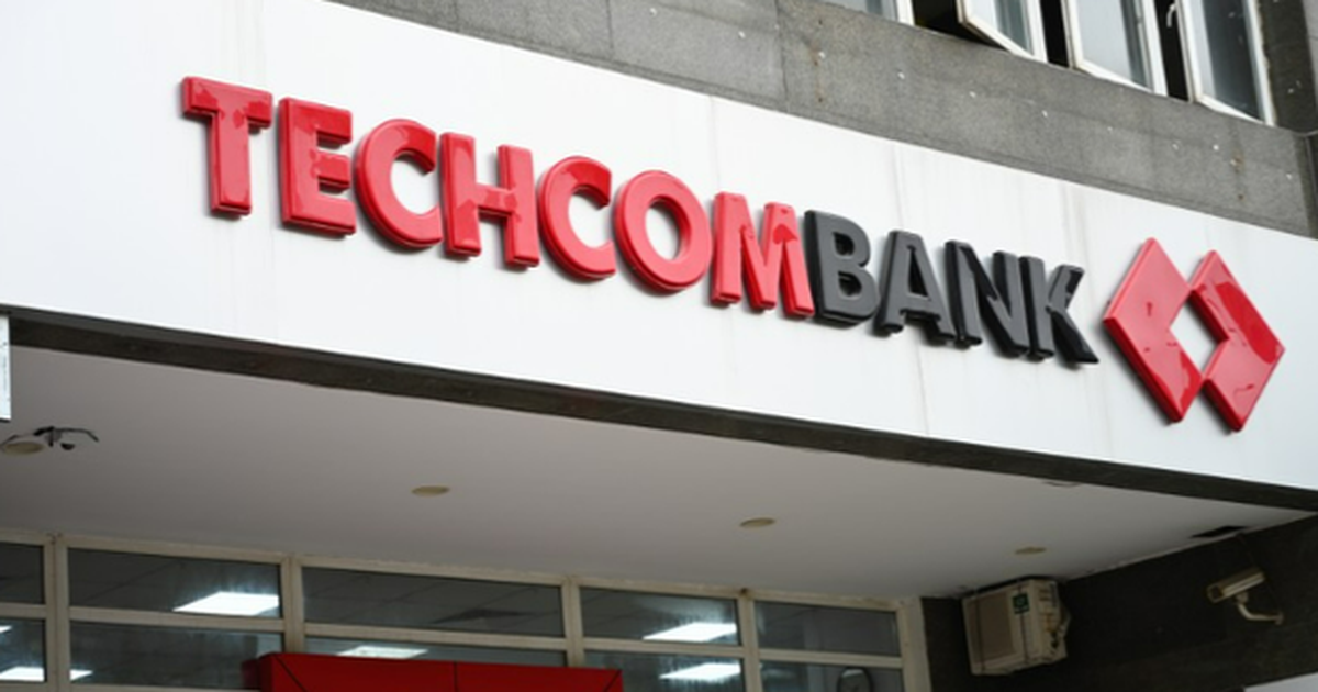 Reuters: Techcombank có thể sắp bán 15% cổ phần...