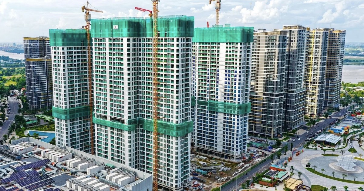 Áp lực nợ đè nặng lên vai nhiều doanh nghiệp BĐ...