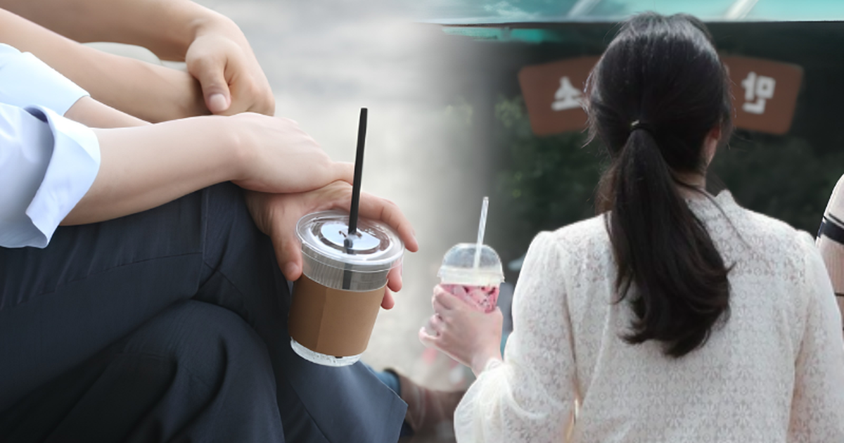 Tiền đâu mà ngày nào cũng Starbucks, cà phê 38 nghìn mua lề đường được rồi?