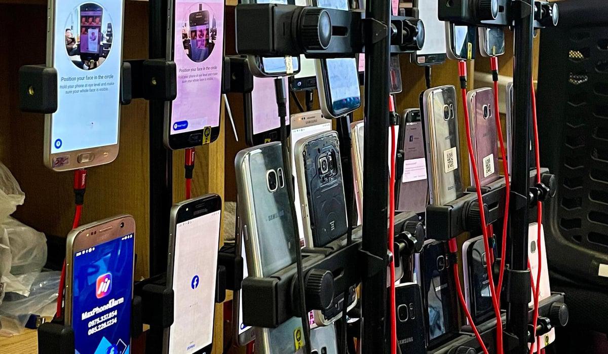 Thao túng tương tác mạng xã hội bằng phonefarm ...