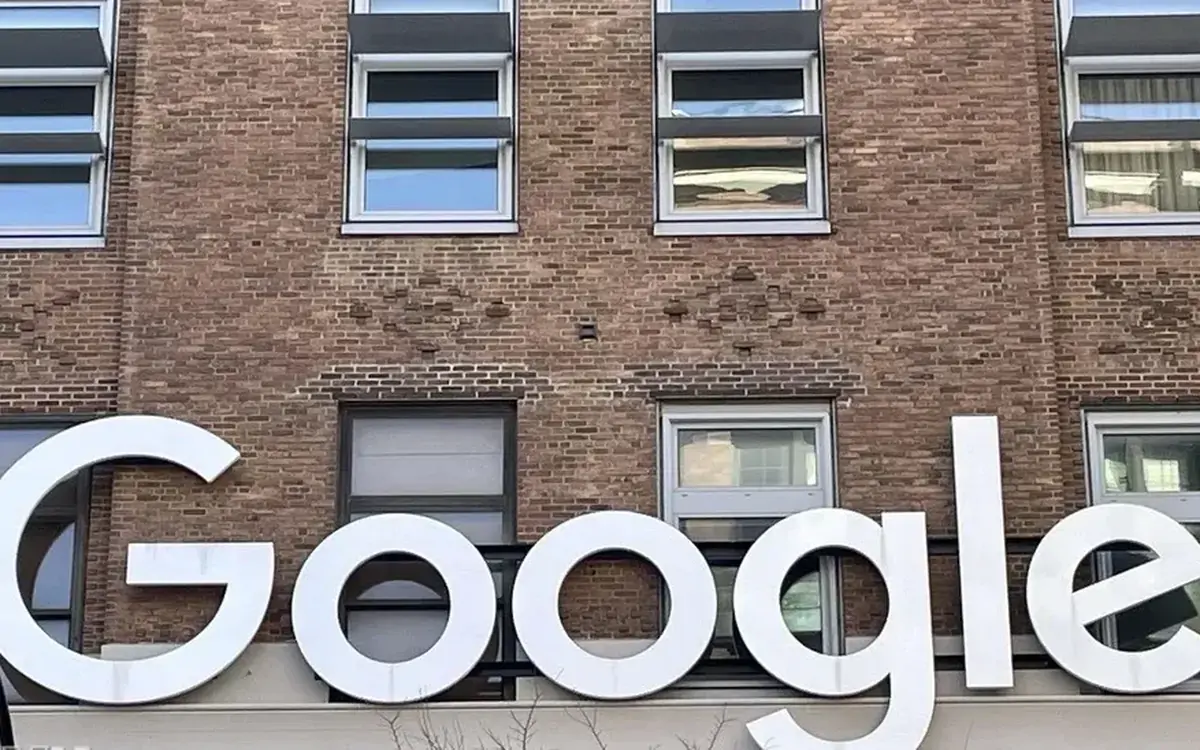 Google “phanh gấp” tính năng AI mới sau cảnh báo về nguy cơ tin giả