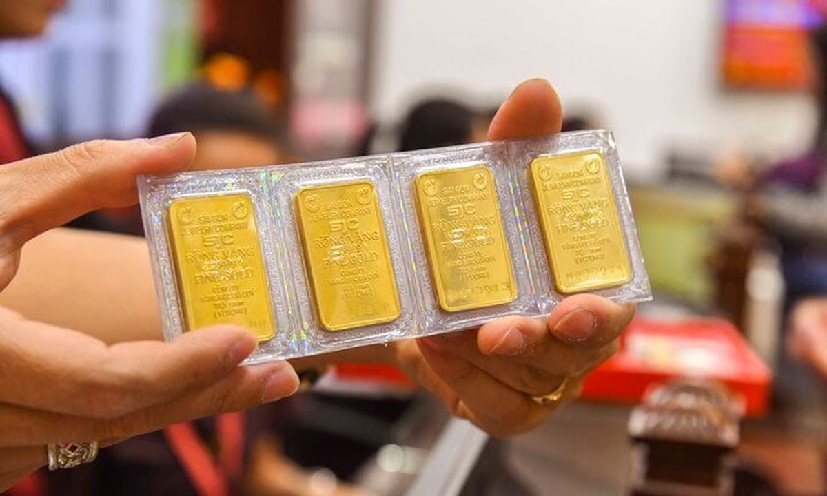 Người mua vàng lỗ 3,3 triệu đồng sau 1 tuần