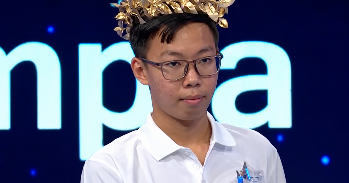 Nam sinh TP.HCM "liều" đoán từ khóa, lội ngược dòng thắng cuộc thi tuần Olympia