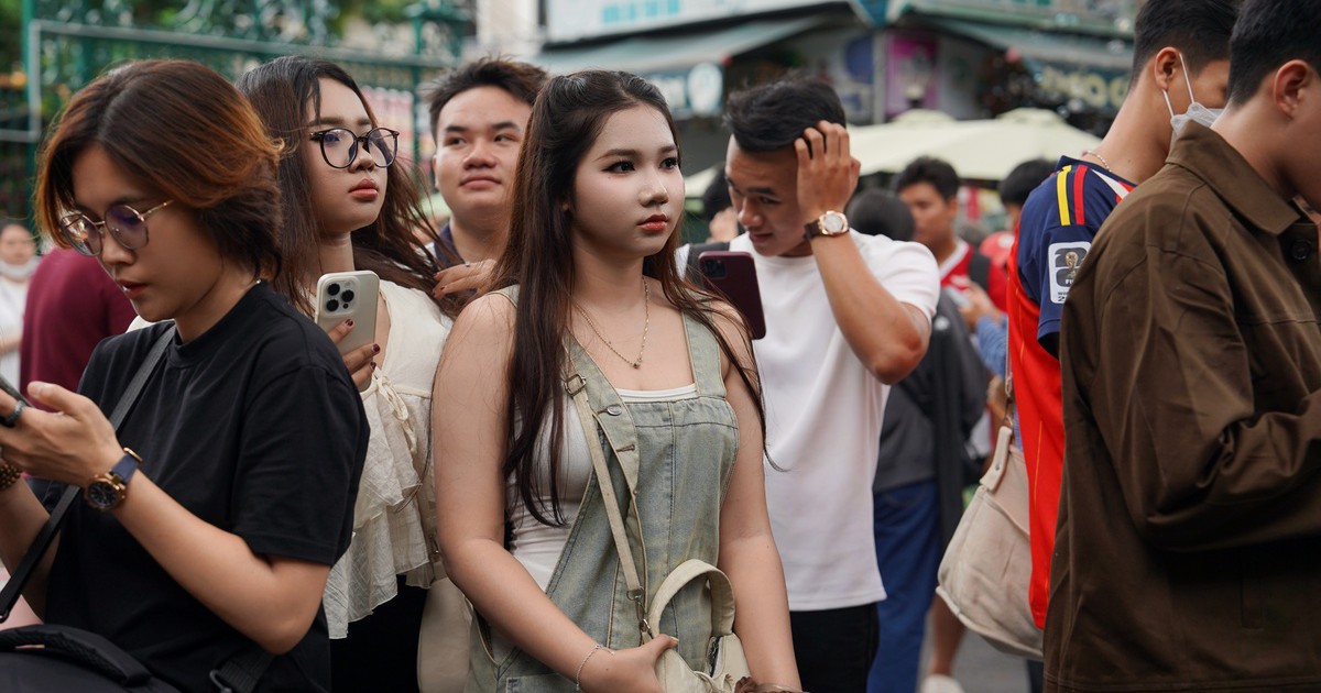 Ngày thứ 2 kỳ nghỉ lễ 2/9, khách tham quan các ...