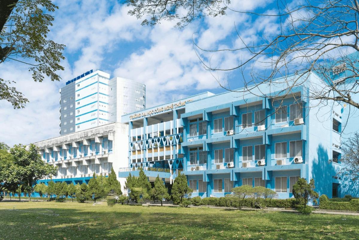 Trường đại học đầu tiên có ngành đạt điểm chuẩn tuyệt đối 30/30 năm 2026
