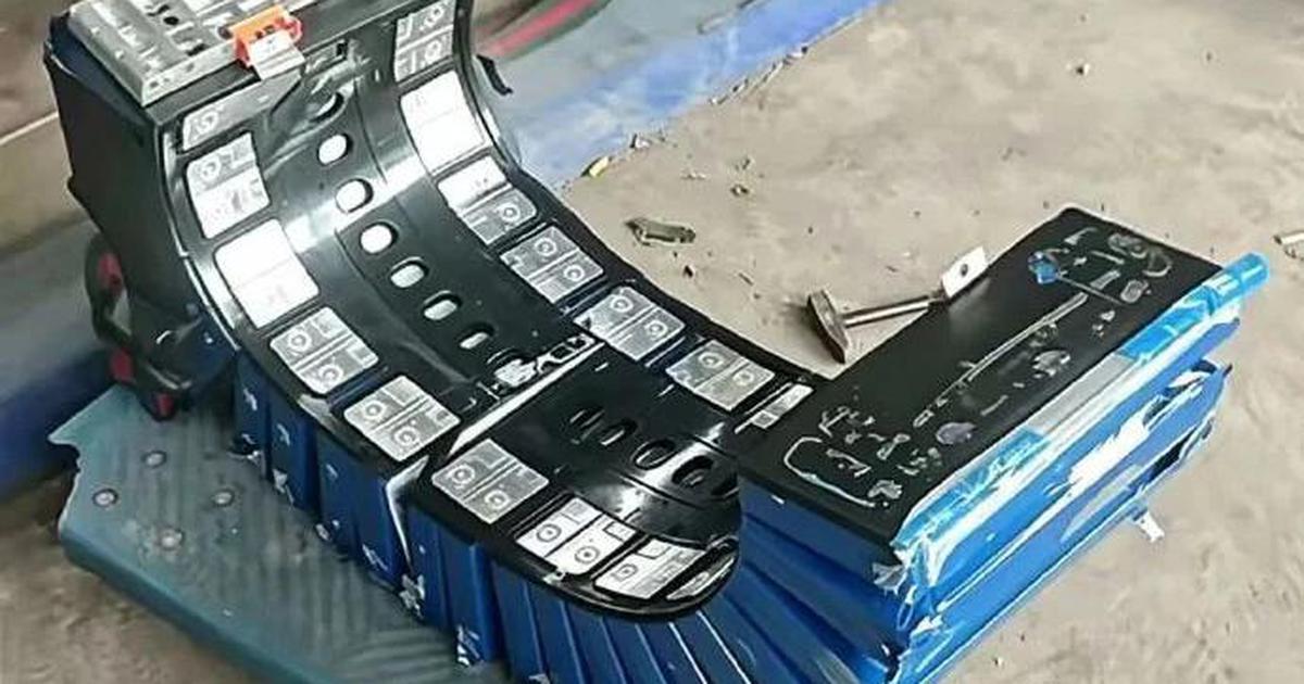 Bùng phát sự cố "pin quả chuối" khiến 213.000 x...