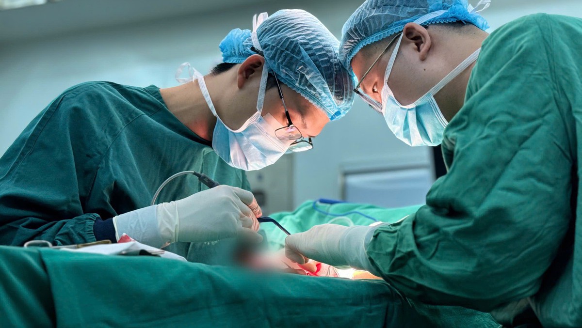 Bệnh viện Bệnh Nhiệt đới Trung ương cấp cứu người phụ nữ nhiễm vi khuẩn hiếm gặp