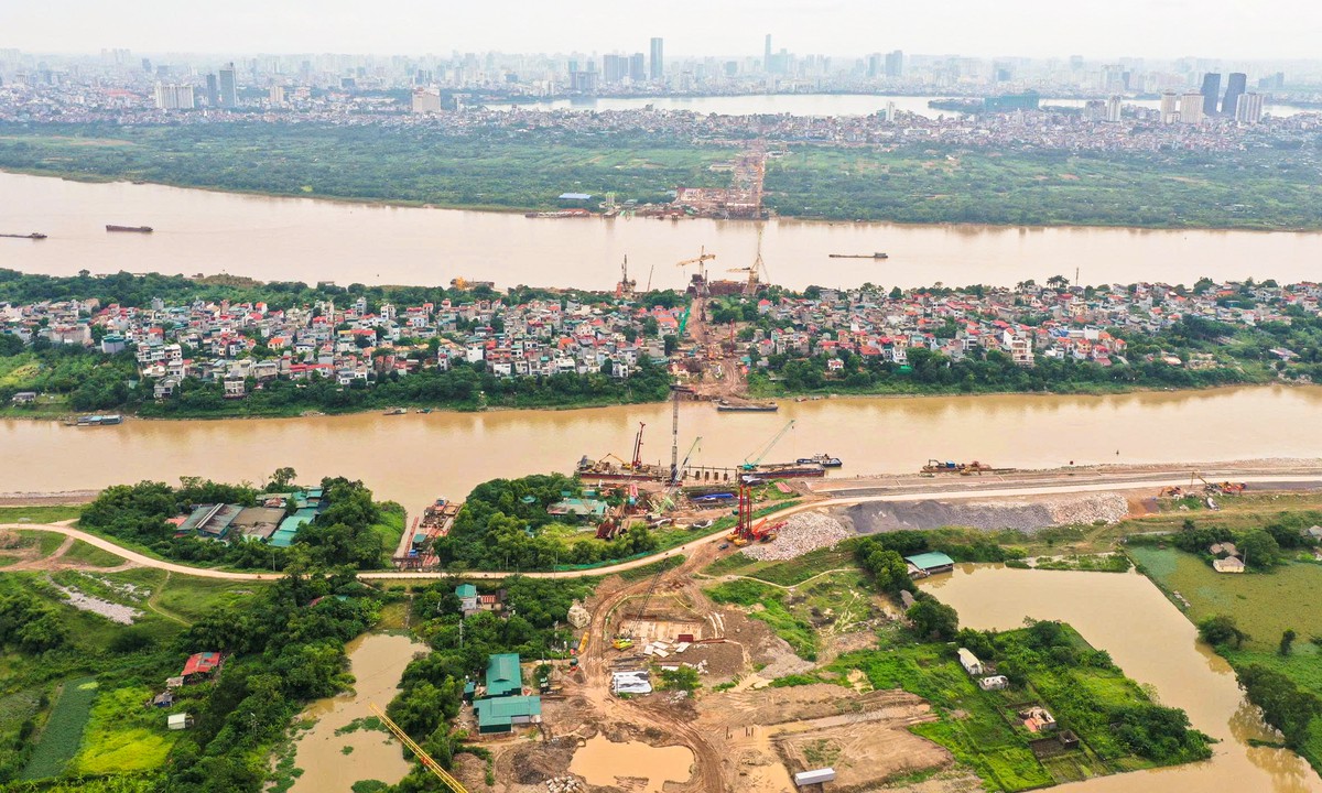 Đại công trường cầu Tứ Liên thay đổi ra sao sau hơn một năm thi công?
